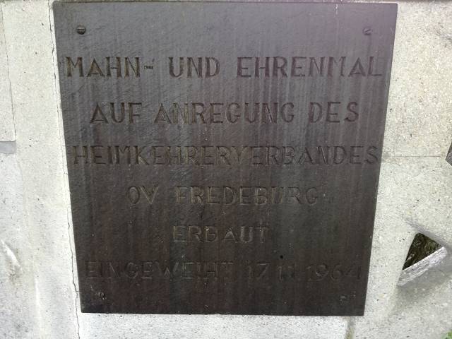 Schild Mahn- und Ehrenmahl